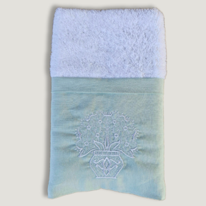 Toalha de Lavabo Bordada 100% Algodão | Barrado em Linho Verde