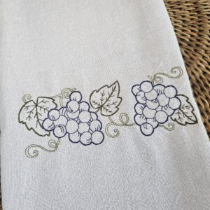 Pano de Prato Bordado 100% Algodão - Uvas